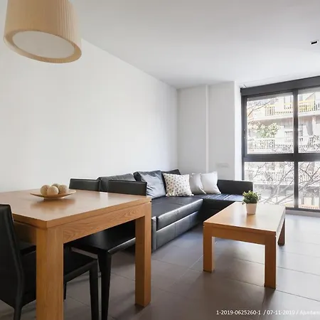 Flateli Navas D02 Apartment Barcelona